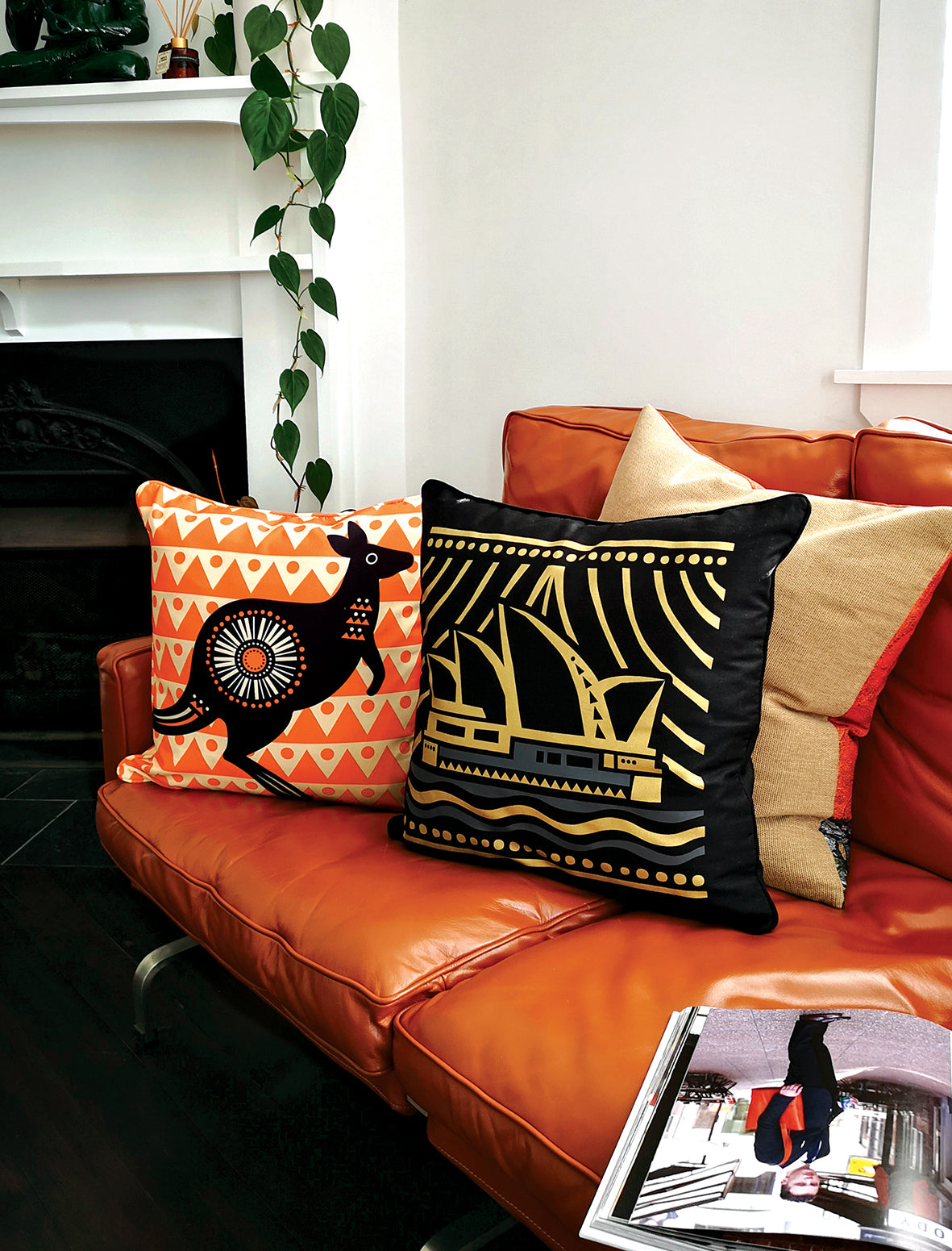 DBL Cushion Cover - Retro Kangaroo Design